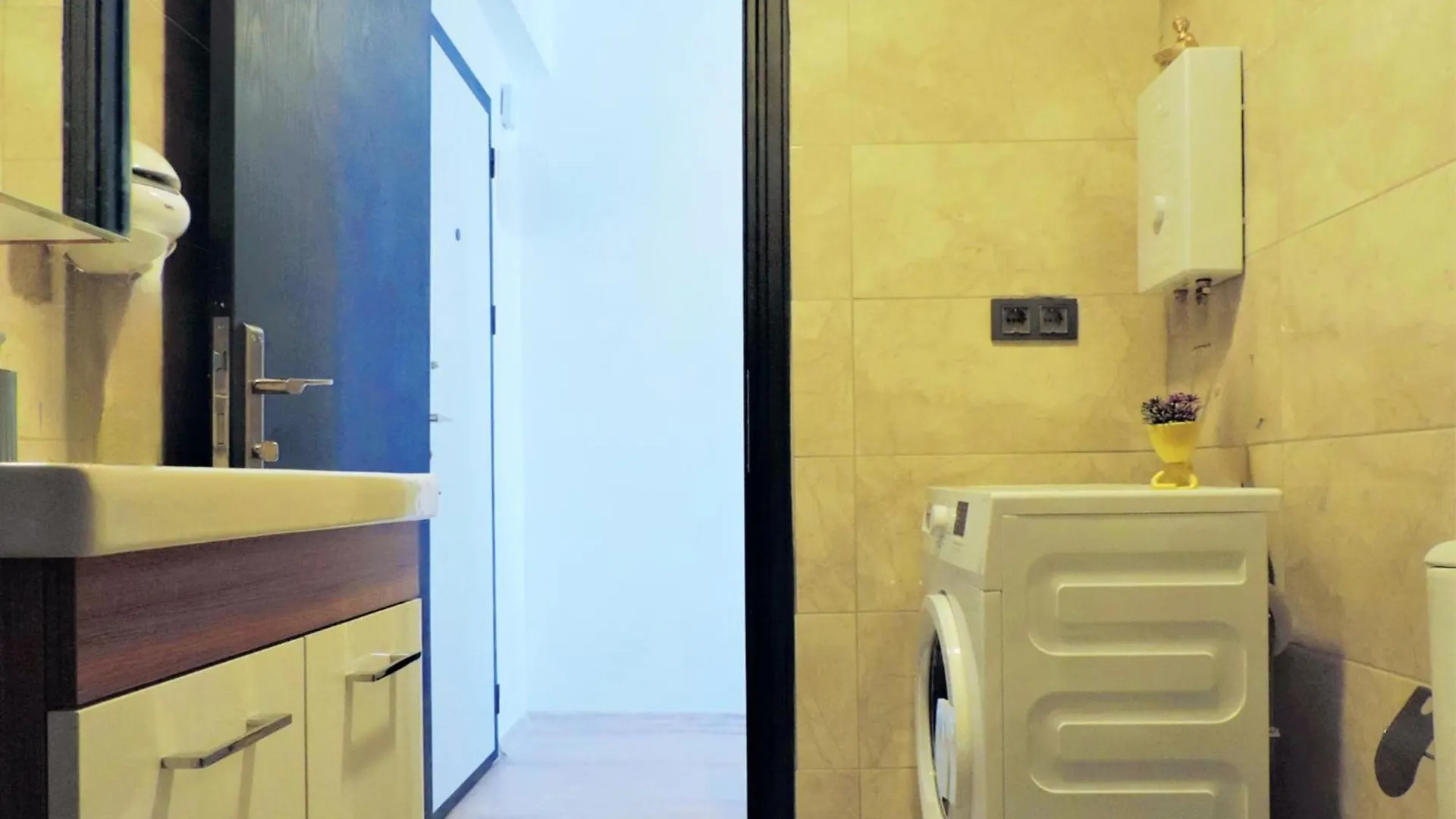 Апартаменты Modern Flat With Sea View 10 Min To Lara Beach Анталья Турция